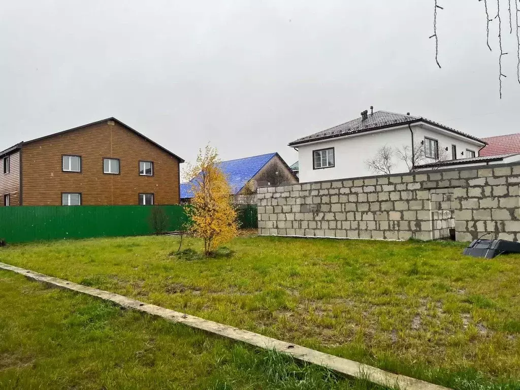 Участок в Ямало-Ненецкий АО, Новый Уренгой ул. Грибная, 22 (600.0 ... - Фото 0