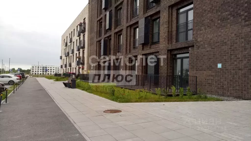 3-к кв. Тюменская область, Тюмень ул. Геннадия Куцева, 9 (80.9 м) - Фото 1