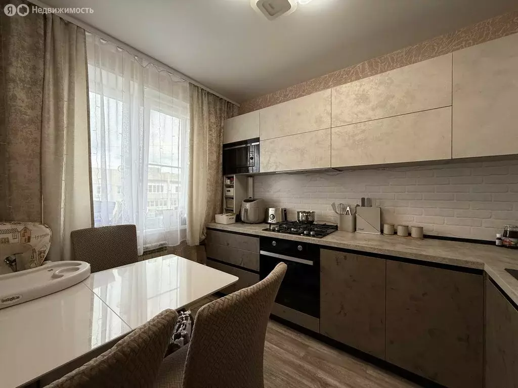 3-комнатная квартира: Кстово, проспект Победы, 11 (63 м) - Фото 1