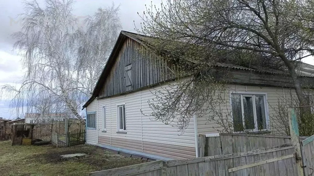 Дом в Новосибирская область, Доволенский муниципальный округ, с. ... - Фото 0