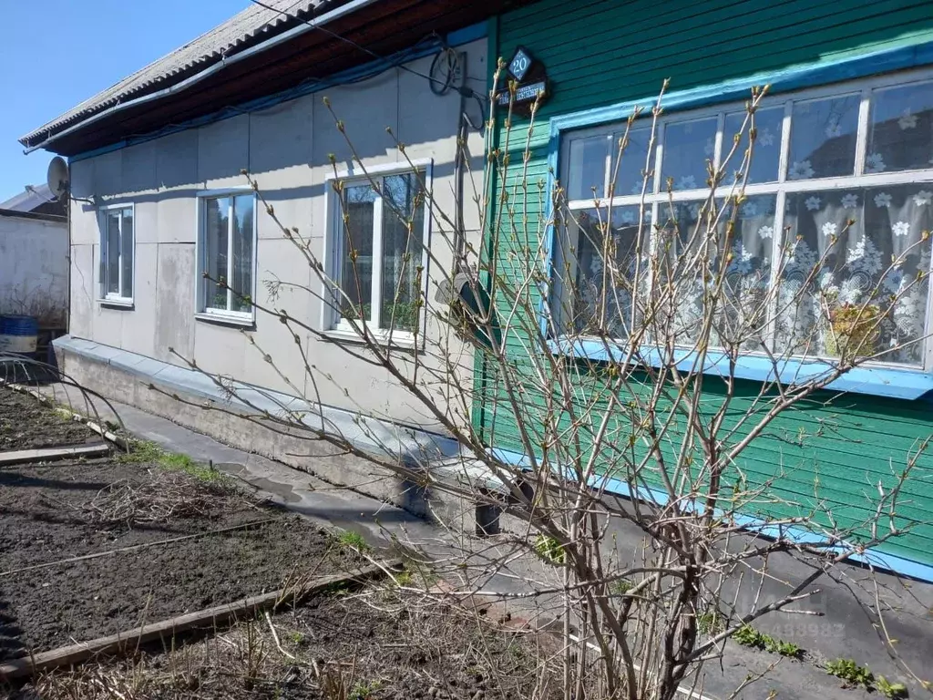 Дом в Кемеровская область, Киселевск Лиственная ул., 20 (69 м) - Фото 0