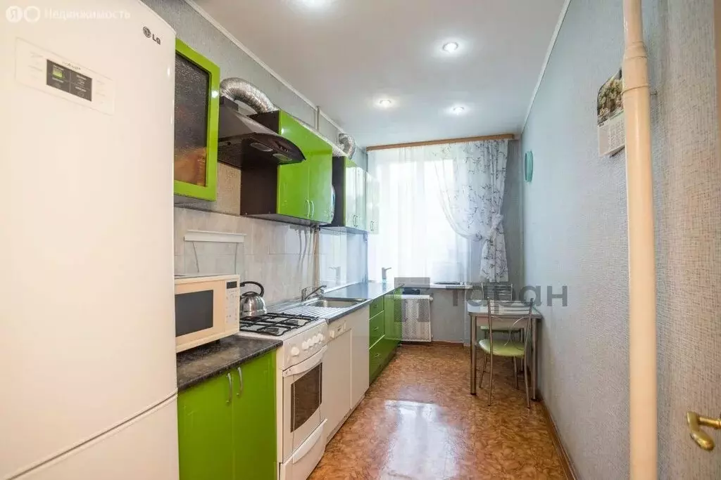 2-комнатная квартира: Челябинск, улица Сталеваров, 33 (51.5 м) - Фото 0
