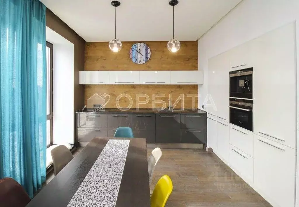 3-к кв. Тюменская область, Тюмень ул. Республики, 86к2 (88.5 м) - Фото 2