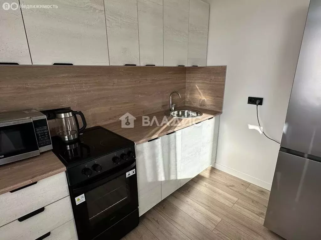 3-комнатная квартира: Улан-Удэ, улица имени Д.Ц. Дашиева, 17 (62.2 м) - Фото 1