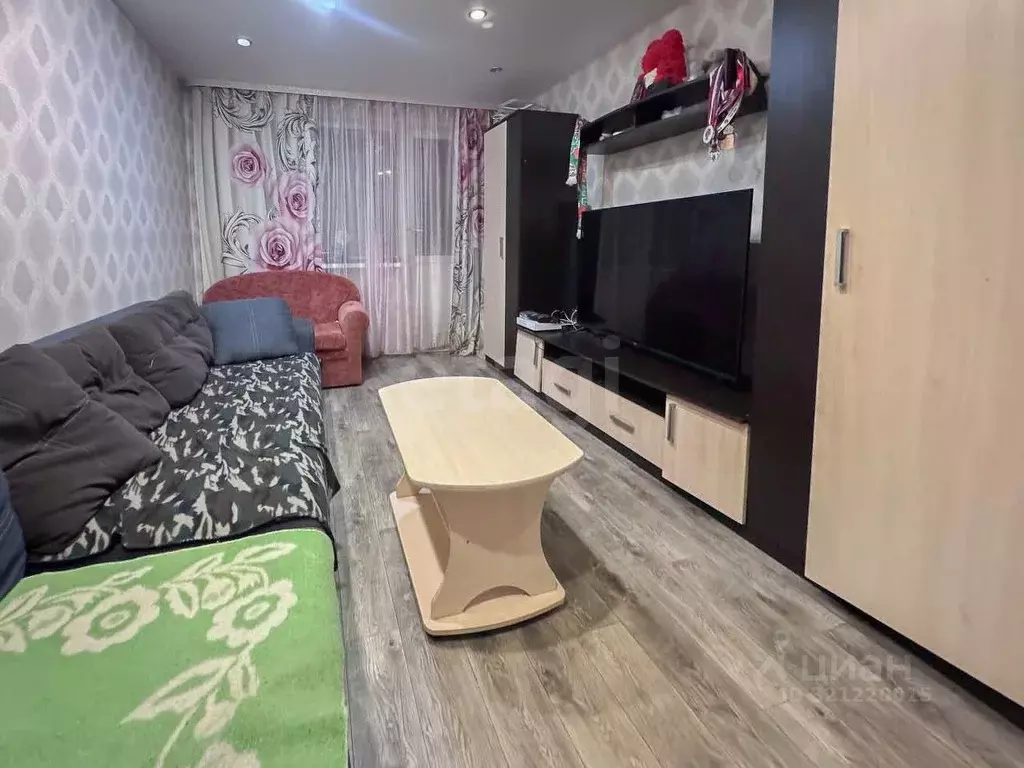 3-к кв. Ярославская область, Ярославль ул. Строителей, 21 (72.4 м) - Фото 1