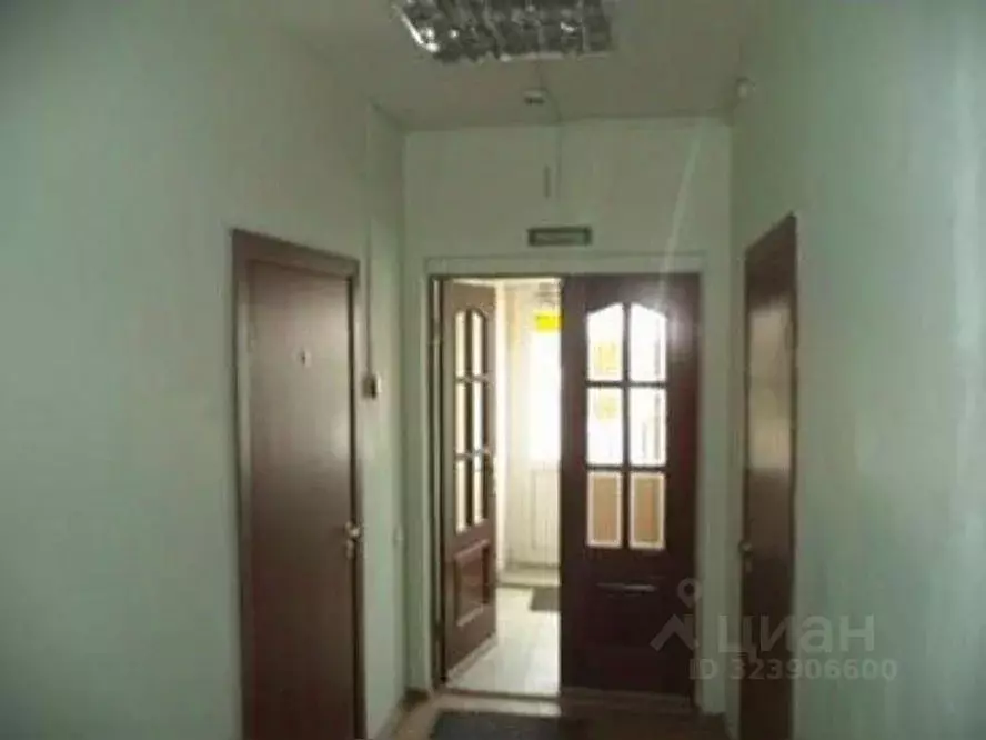 Помещение свободного назначения в Челябинская область, Челябинск ул. ... - Фото 2