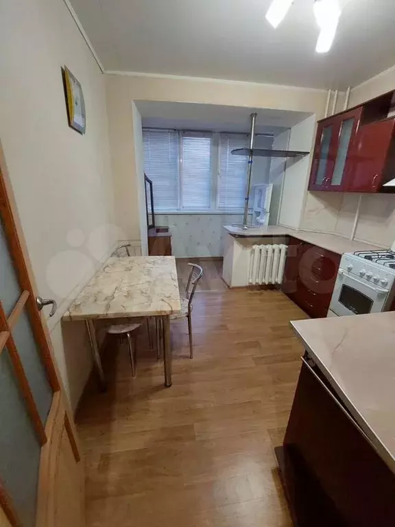 1-к. квартира, 38 м, 9/10 эт. - Фото 0