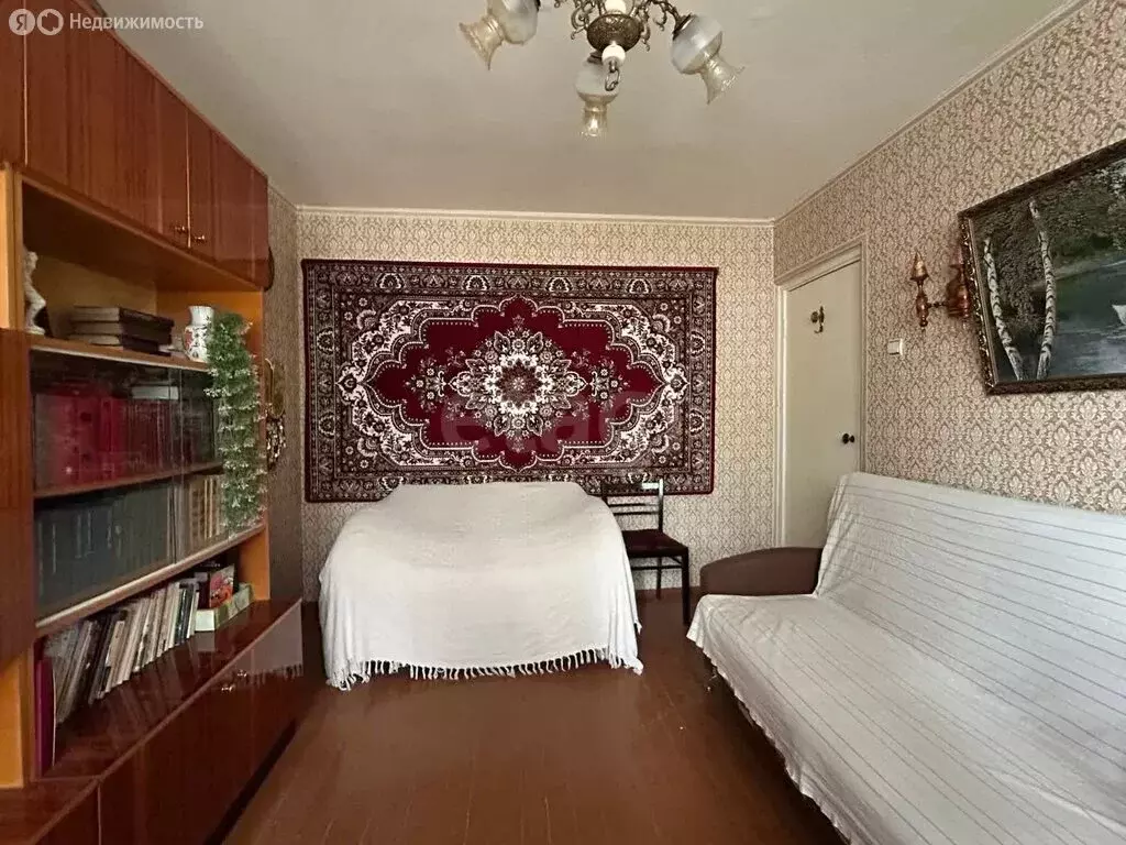 2-комнатная квартира: Нижний Новгород, улица Баренца, 10 (38.4 м) - Фото 0