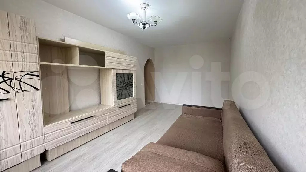 2-к. квартира, 43 м, 5/5 эт. - Фото 1