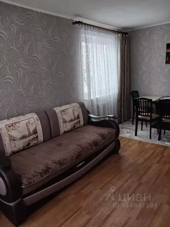 2-к кв. Псковская область, Псков пер. Машиниста, 3 (42.8 м) - Фото 1