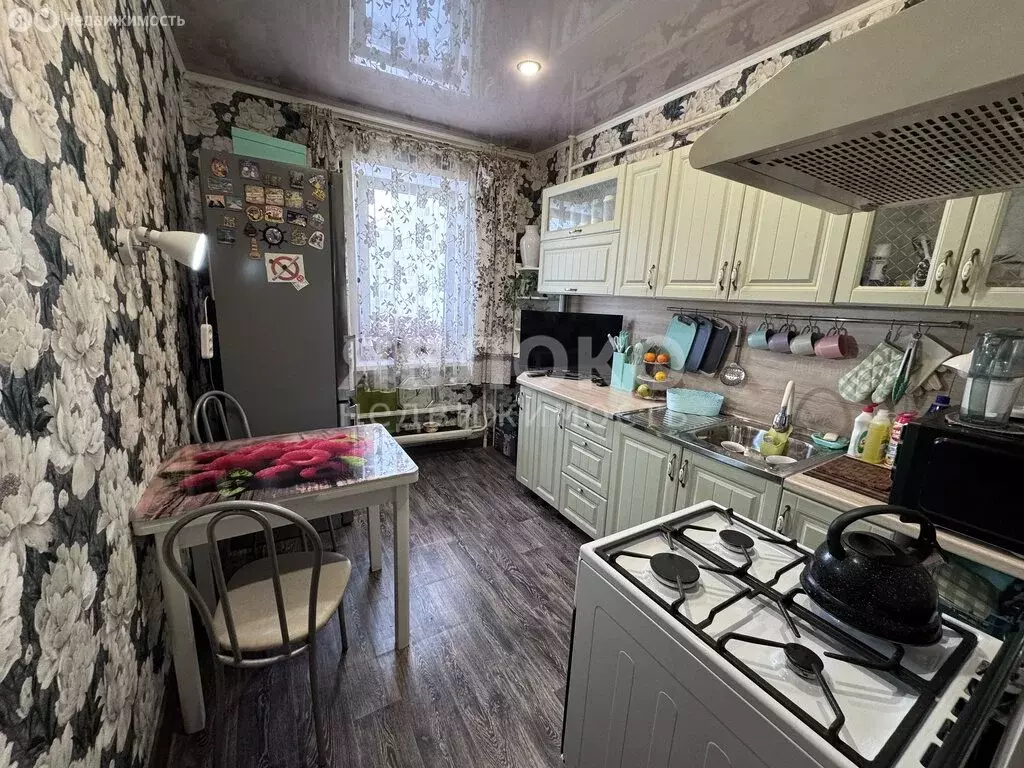 2-комнатная квартира: Березники, Комсомольская улица, 5 (49.9 м) - Фото 1