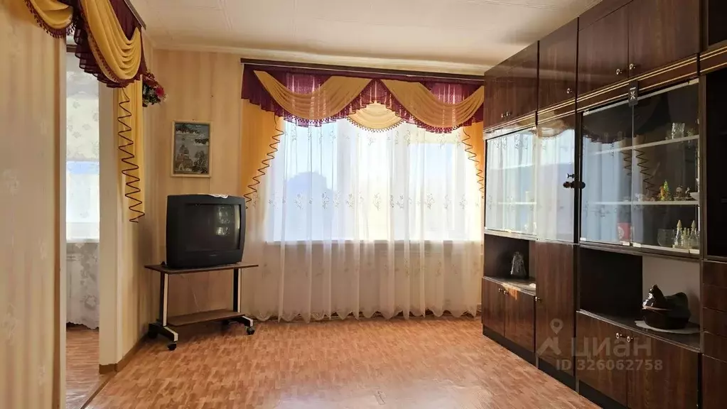 4-к кв. Омская область, Омск Городок Нефтяников мкр, ул. 50 лет ... - Фото 1