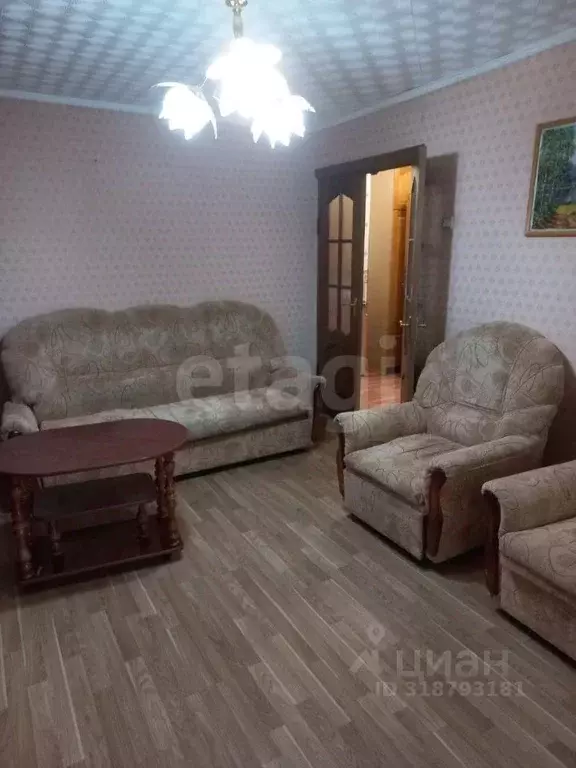 2-к кв. Оренбургская область, Бугуруслан Красногвардейская ул., 51 ... - Фото 0