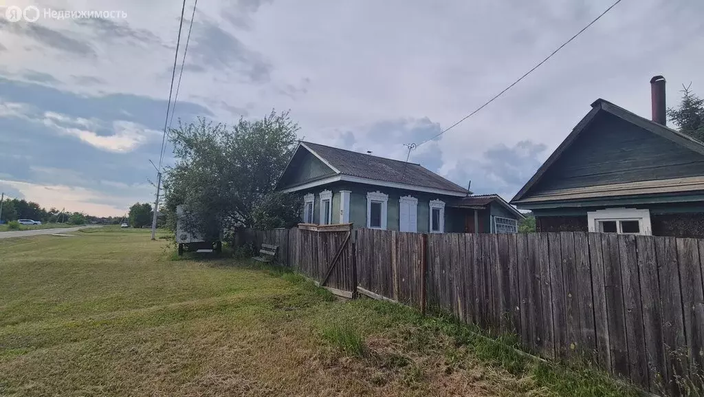 Дом в Белогорка, Центральная улица, 35 (37.5 м) - Фото 1