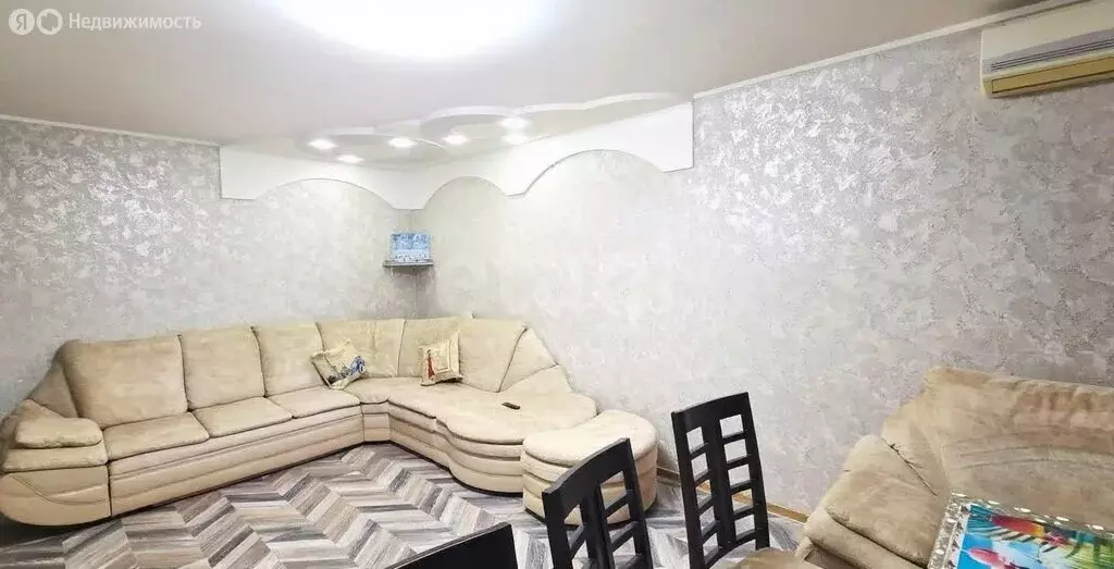 3-комнатная квартира: Феодосия, улица Чкалова, 113Б (76.7 м) - Фото 2