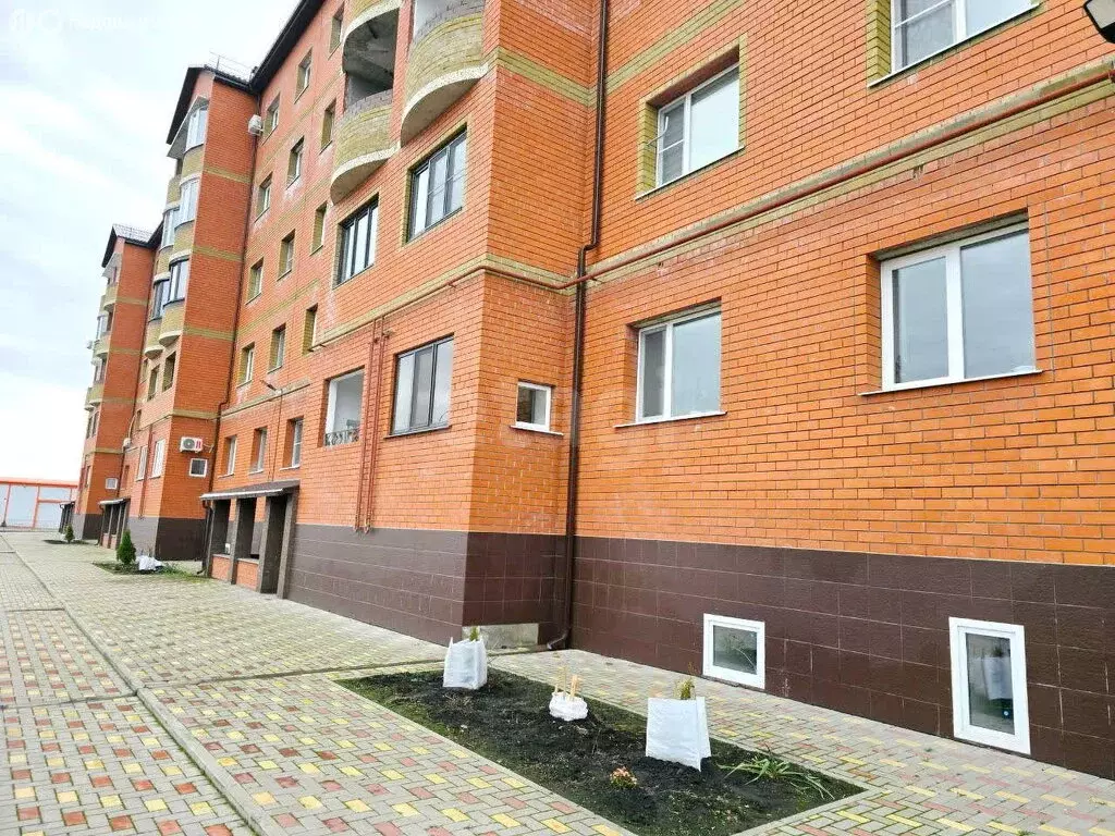 2-комнатная квартира: Валуйки, улица Щорса, 9А (58.2 м) - Фото 1