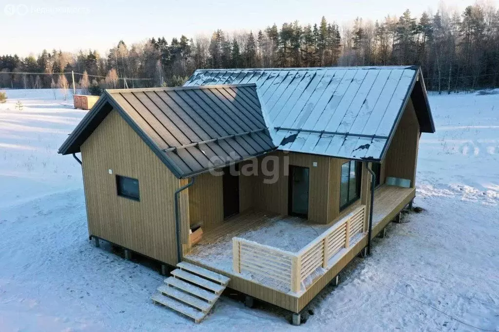 Дом в село Корнилово, улица Жирова (93 м) - Фото 1