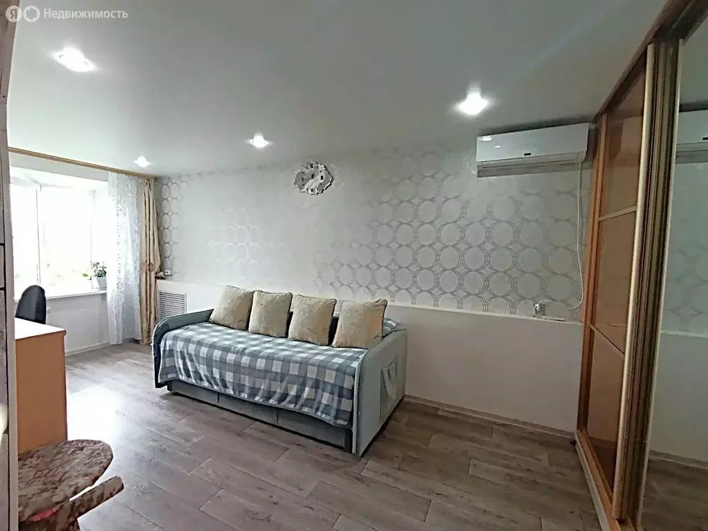 1-комнатная квартира: Лесозаводск, улица Кравчука, 3 (34.9 м) - Фото 1