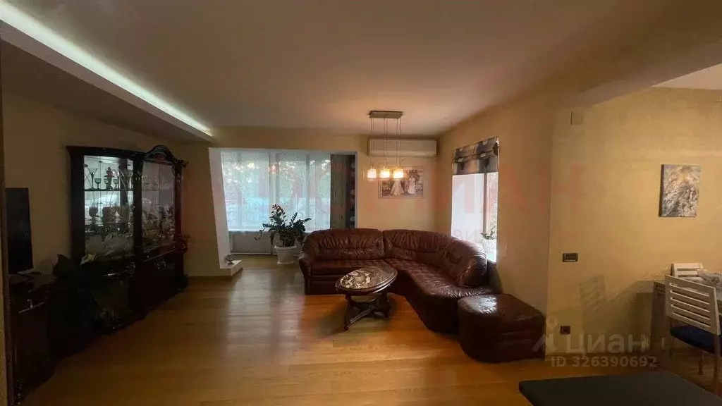 3-к кв. Ростовская область, Таганрог Инструментальная ул., 39 (93.0 м) - Фото 1