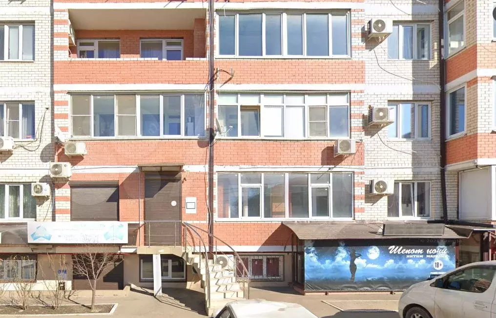 Бизнес-помещение под магазин/офис, 52 м - Фото 1