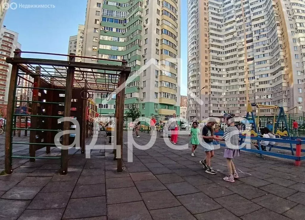 3-комнатная квартира: Самара, Солнечная улица, 8 (82 м) - Фото 1