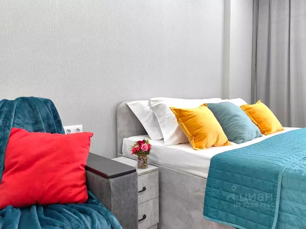 1-к кв. Волгоградская область, Волгоград ул. Расула Гамзатова, 21 ... - Фото 1