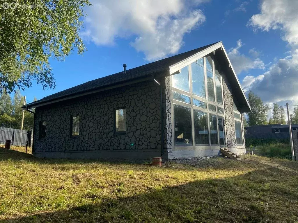 Дом в посёлок Новое Токсово, КП Токсово ОзероПарк, 1942 (300 м) - Фото 1