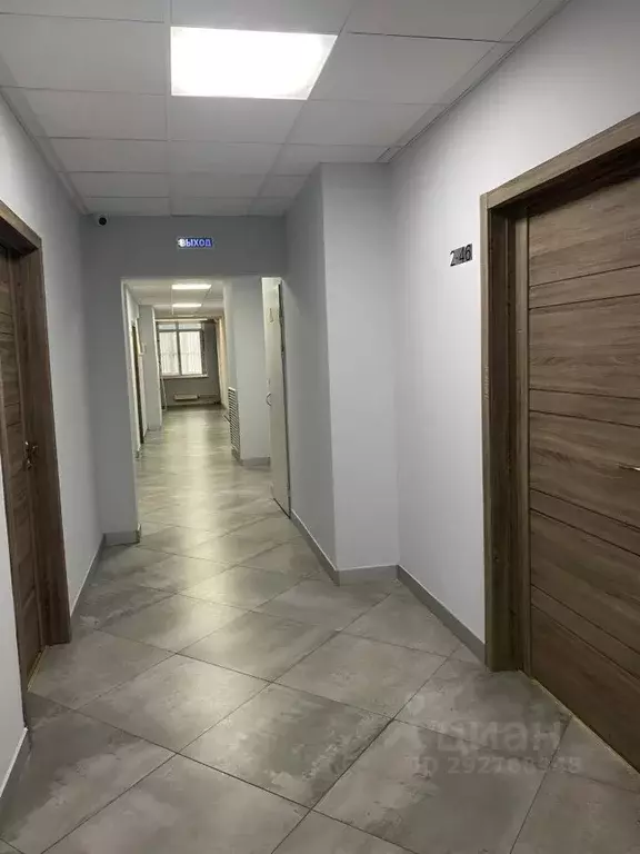 Офис в Красноярский край, Красноярск Взлетка мкр, ул. Весны, 36 (28 м) - Фото 2