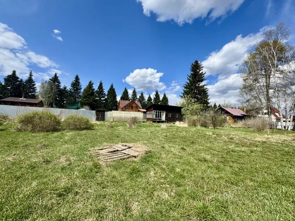 Участок в Иркутская область, Иркутский муниципальный округ, д. ... - Фото 1