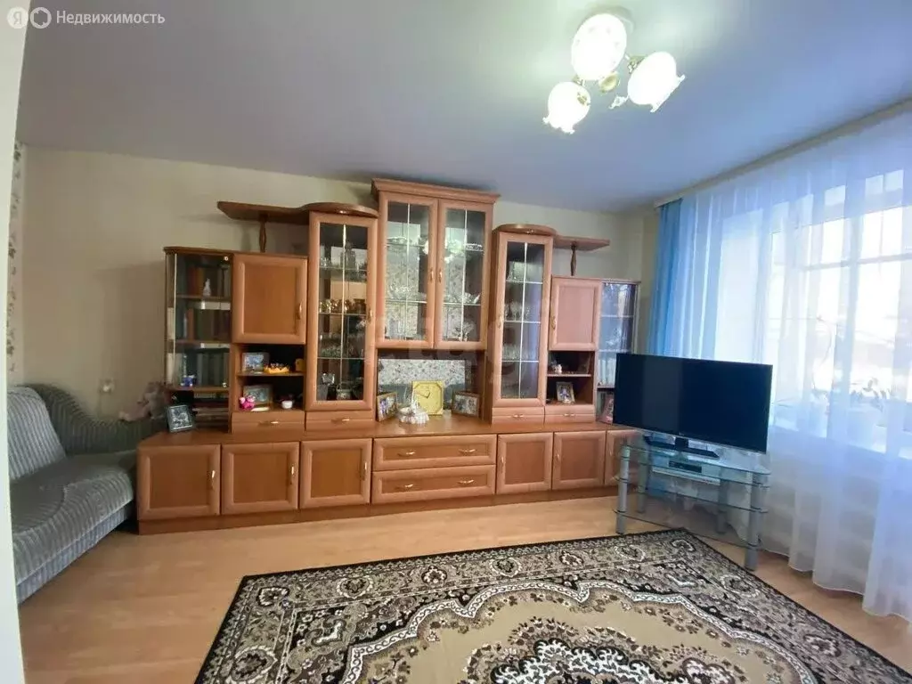 2-комнатная квартира: Ирбит, улица Логинова, 36 (47.3 м) - Фото 2