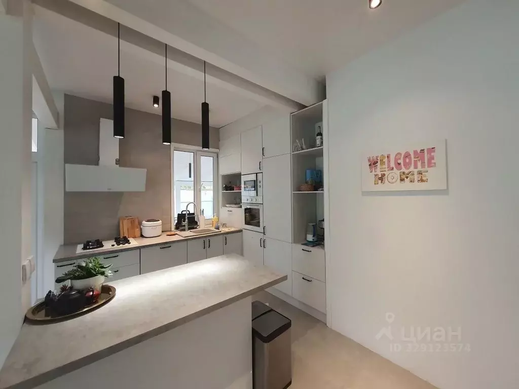 Коттедж в Москва д. Ватутинки, Искра-2 СНТ, ул. Садовая, 101 (220 м) - Фото 2