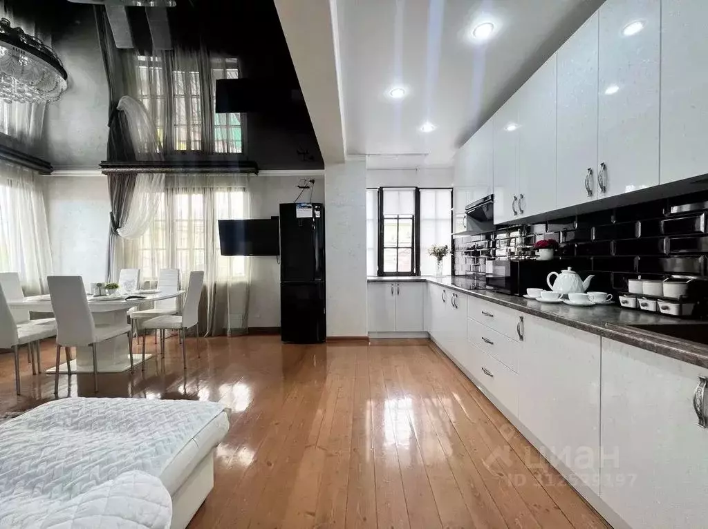 4-к кв. Ставропольский край, Ессентуки ул. Гагарина, 29 (160.0 м) - Фото 1