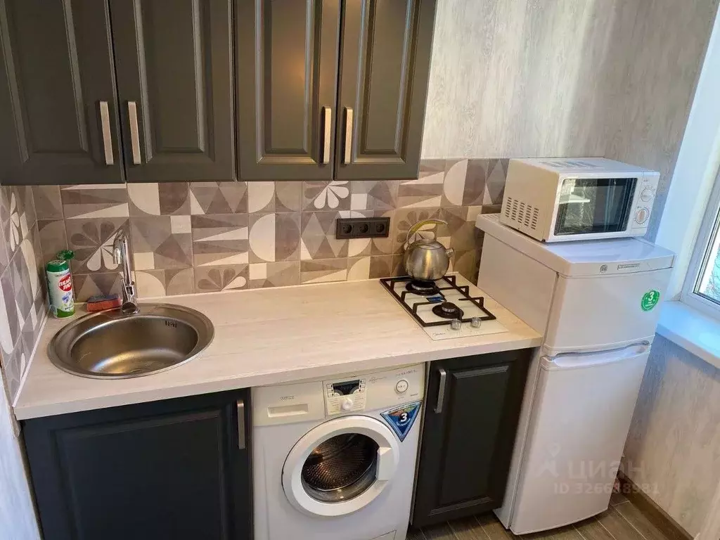 2-к кв. Тверская область, Тверь Октябрьский просп., 83 (45.0 м) - Фото 1