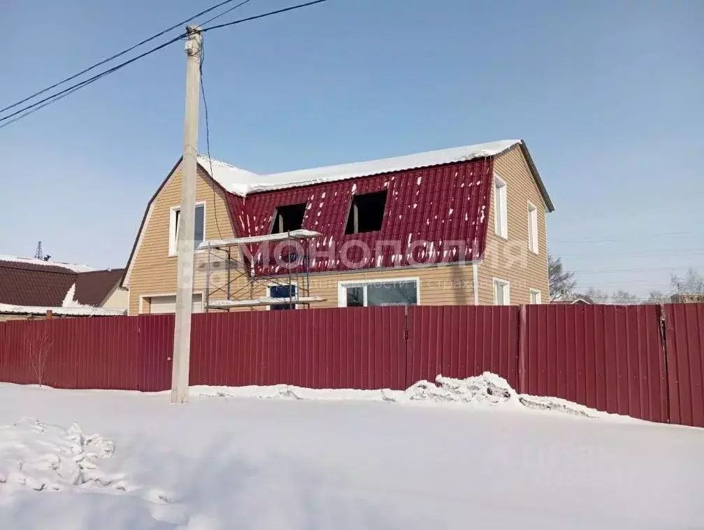 Дом в Амурская область, Белогорск Мельничная ул., 18 (200 м) - Фото 1