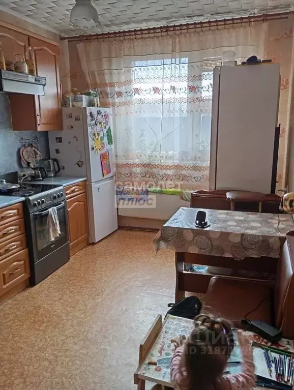 4-к кв. Москва ул. Адмирала Руднева, 8 (98.8 м) - Фото 0