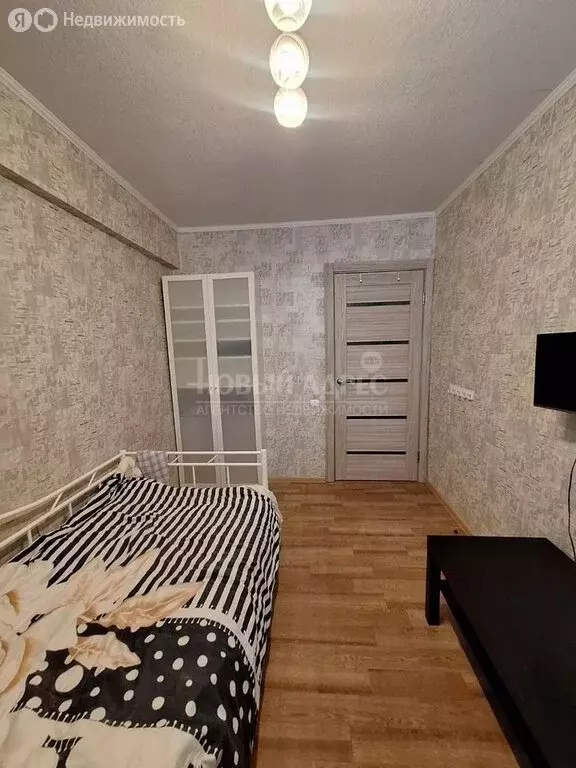 4-комнатная квартира: Калуга, улица Дубрава, 8 (58 м) - Фото 2