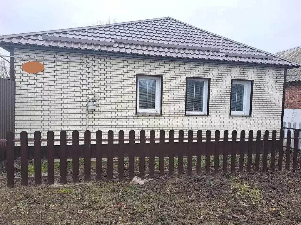 Дом в Белгородская область, Валуйки Школьная ул. (54 м) - Фото 0