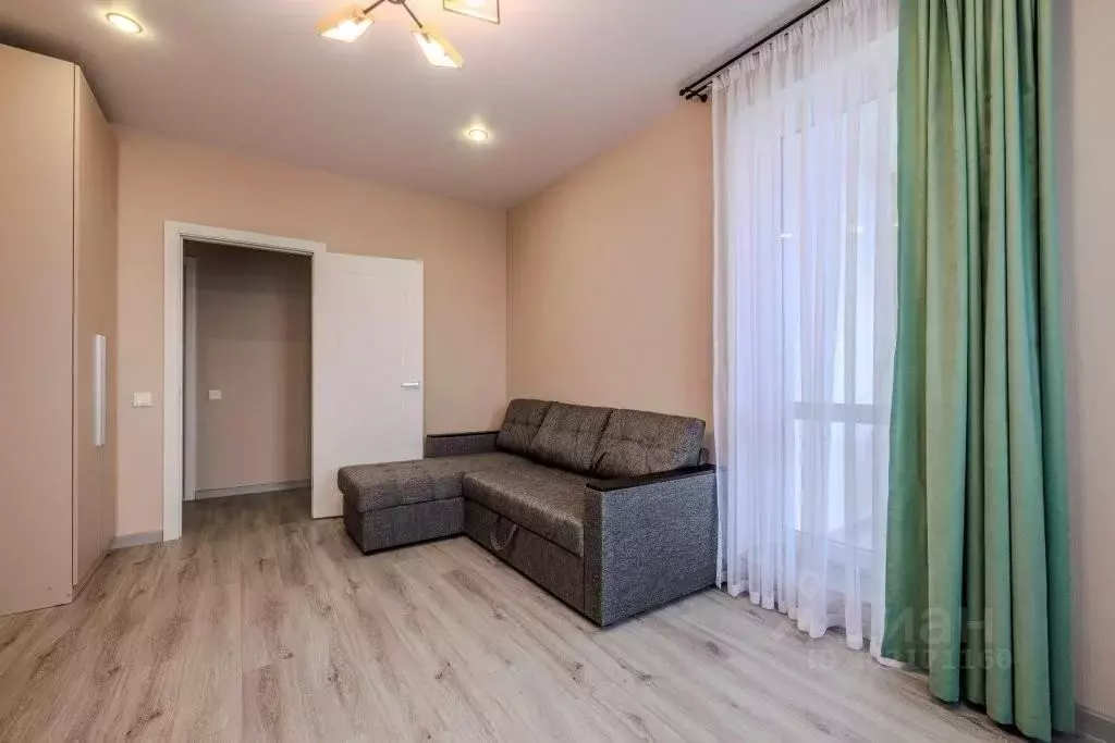 2-к кв. Татарстан, Казань ул. Серова, 50к2 (65.0 м) - Фото 1