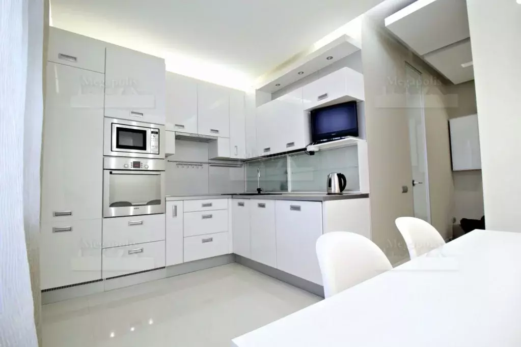 2-к кв. Санкт-Петербург Малоохтинский просп., 16к1 (70.0 м) - Фото 1