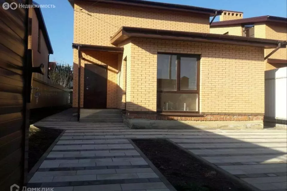 Дом в Краснодар, микрорайон Сады Калинина, Вечная улица, 9 (130 м) - Фото 1