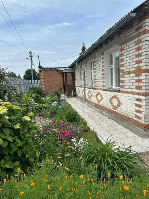 Дом в Тульская область, Узловая Урожайный пер., 9 (110 м) - Фото 0