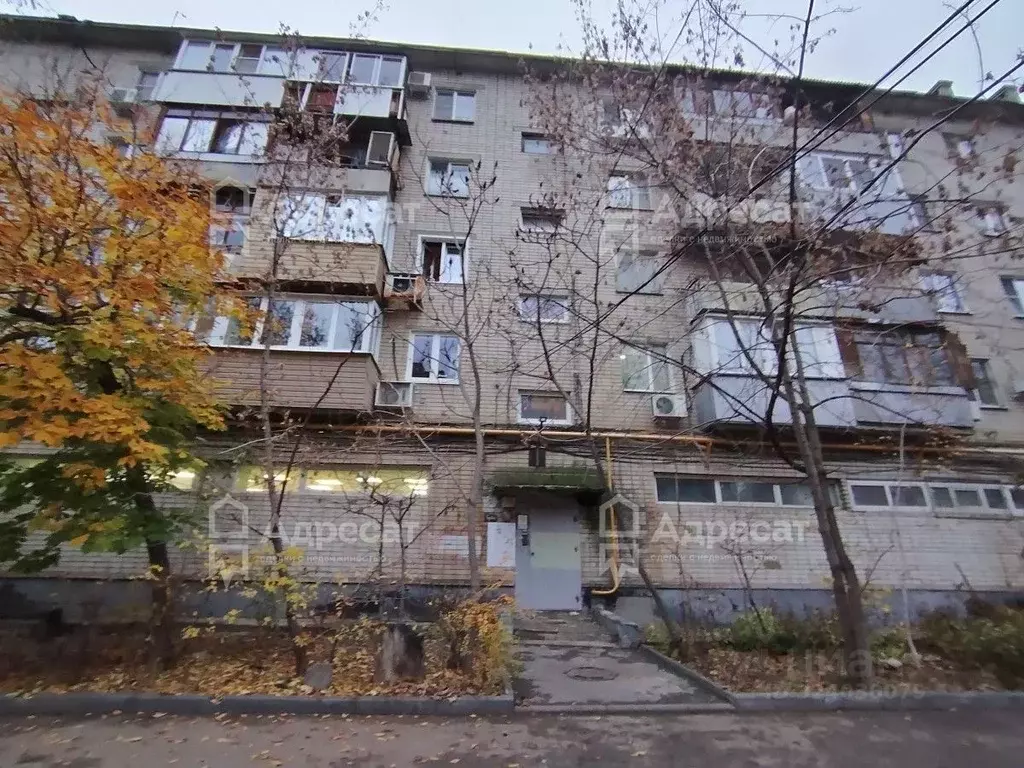 2-к кв. Волгоградская область, Волгоград ул. Им. Циолковского, 19 ... - Фото 0