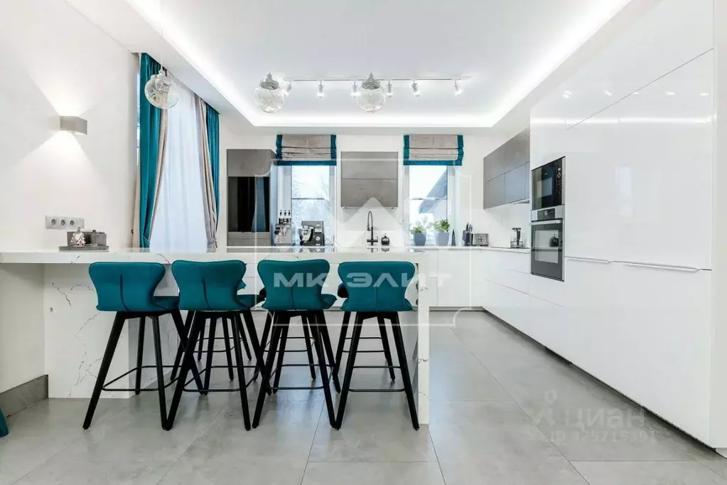 Дом в Ленинградская область, Выборгский район, Первомайское с/пос, ... - Фото 1