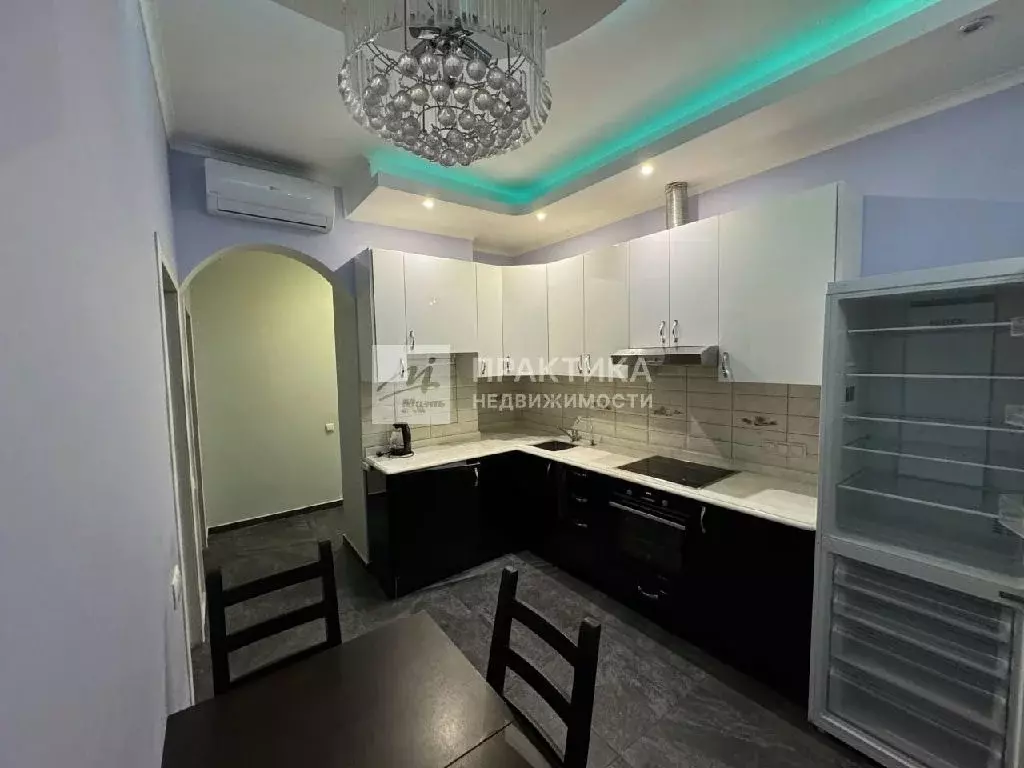 Продается 2-комнатная квартира - Фото 1