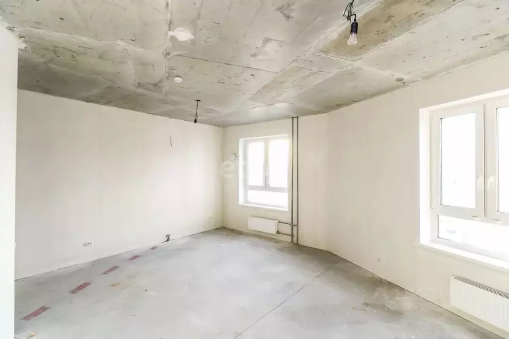 3-к кв. Тюменская область, Тюмень ул. Пожарных и Спасателей, 5к1 ... - Фото 1