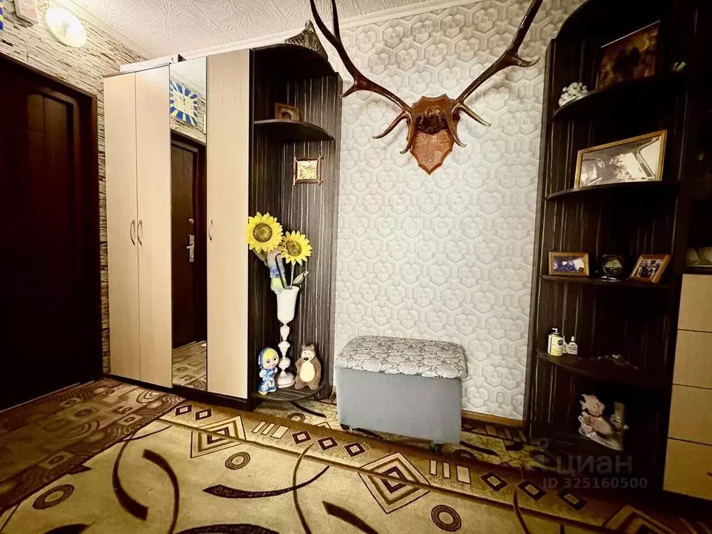 2-к кв. Хакасия, Сорск Усть-Абаканский район, Парковая ул., 4 (52.6 м) - Фото 1