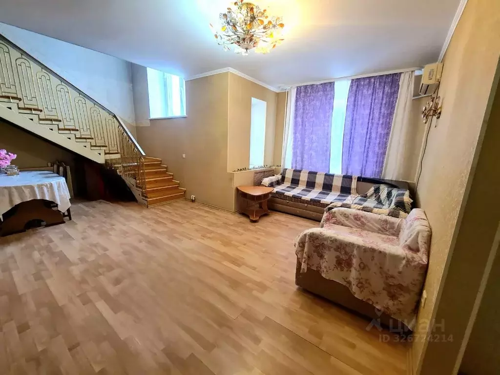 3-к кв. Астраханская область, Астрахань ул. Победы, 54к5 (87.3 м) - Фото 2