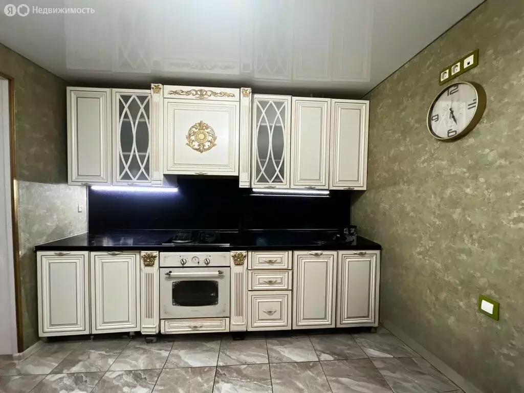 3-комнатная квартира: Астрахань, Политехническая улица, 3А (84.7 м) - Фото 1