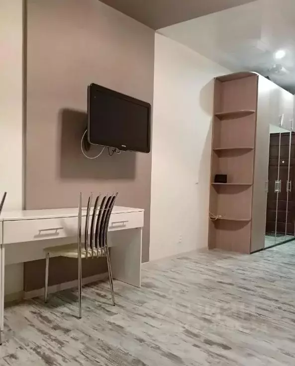 Студия Ханты-Мансийский АО, Сургут ул. Крылова, 26 (24.0 м) - Фото 1