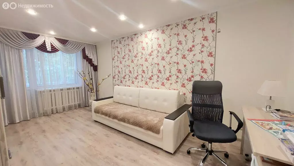 3-комнатная квартира: Брянск, Авиационный переулок, 3/3 (62.4 м) - Фото 2